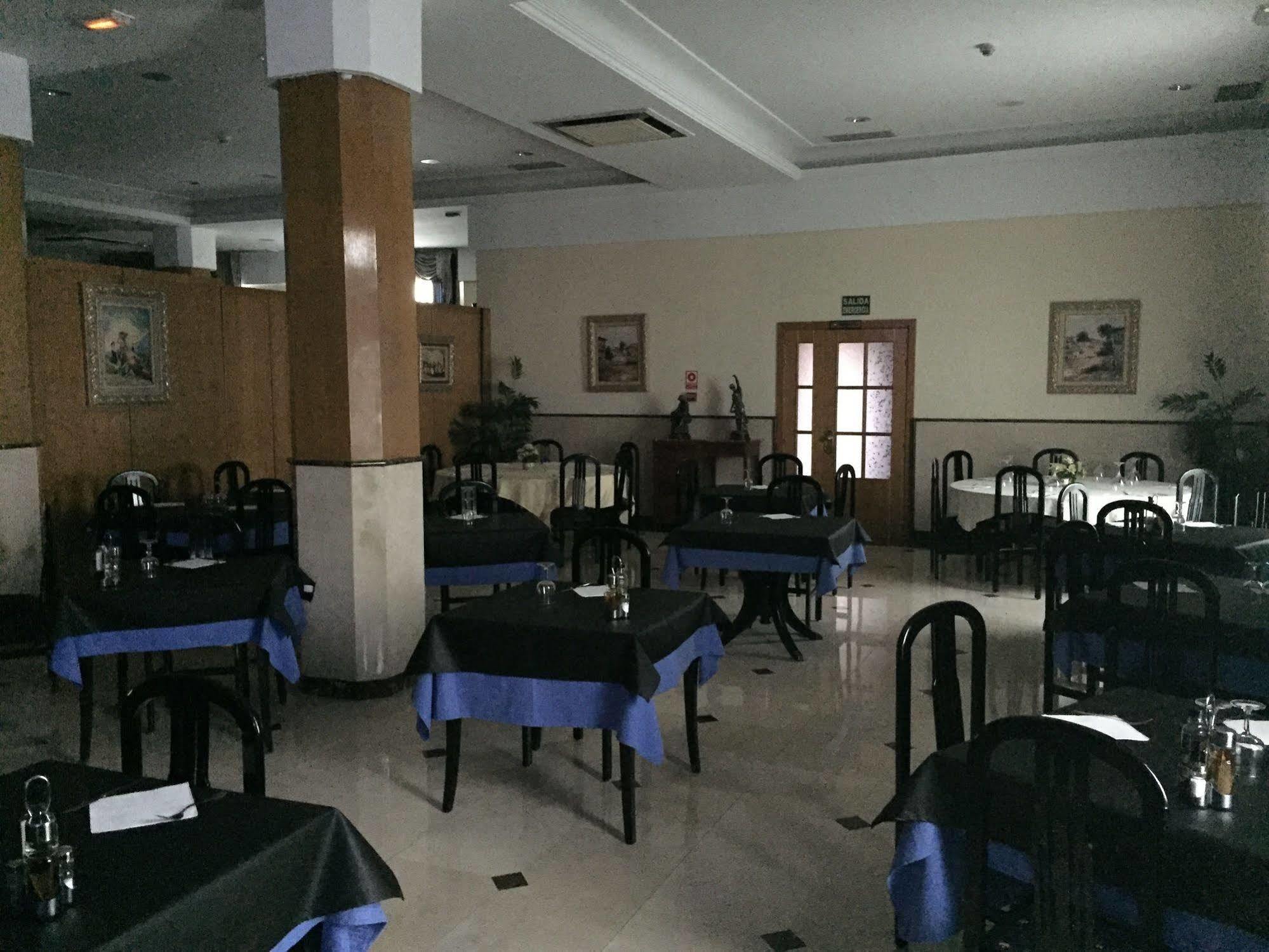 Hotel Ciudad De Fuenlabrada Esterno foto