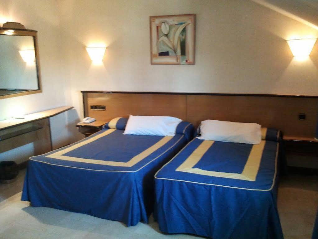 Hotel Ciudad De Fuenlabrada Esterno foto