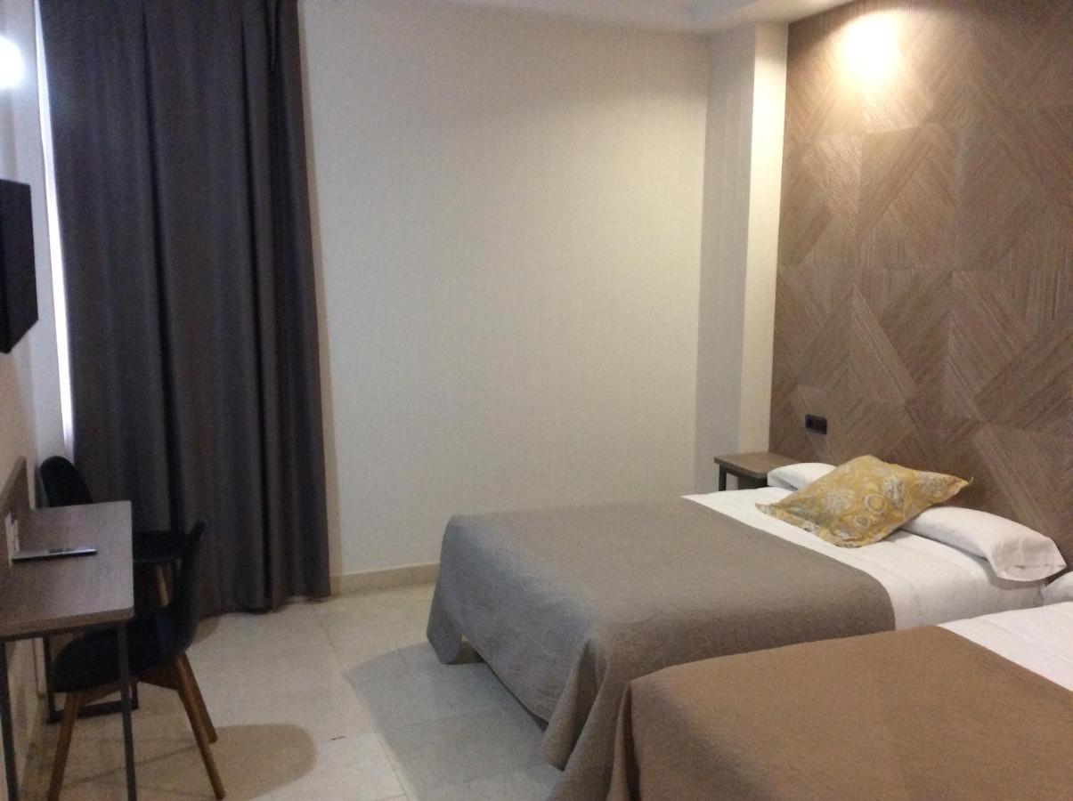 Hotel Ciudad De Fuenlabrada Esterno foto