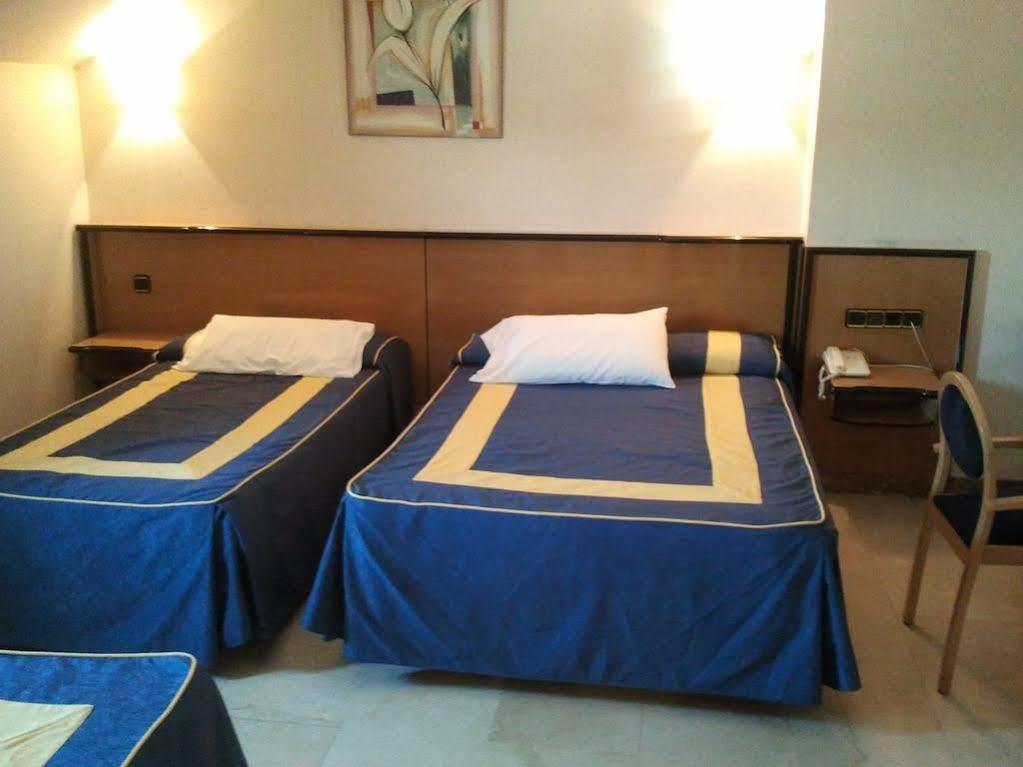 Hotel Ciudad De Fuenlabrada Esterno foto